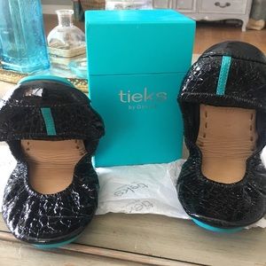 Tieks